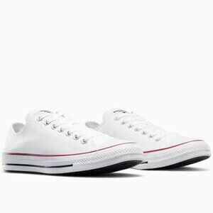 NWT Converse Chuck Taylor All Star Low-Top – Optical White – Size M8 / W10